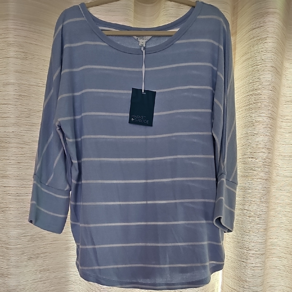 Market & Spruce Light Blue Striped Long Sleeve Top